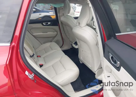 2023 Volvo Xc60 B5 Ultimate Bright Theme from USA, damaged, VIN YV4L12RA7P1383373